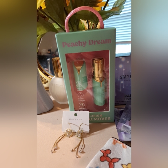 ๐25 PC TLC BEAUTY BUNDLE๐๐๐๐ - Picture 1 of 17